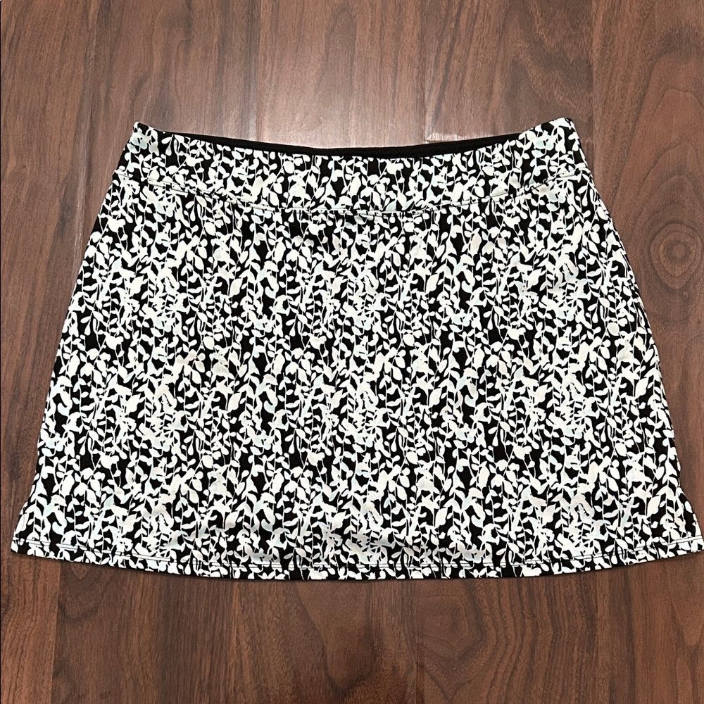 Tranquility by Colorado Clothing Athletic Skort Blue and White